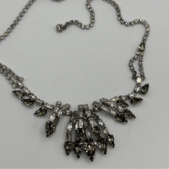 Vintage 1970’s rhinestone Smoke Crystal necklace #324 - Picture 5 of 7